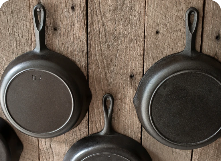 Kitchen decor with iron skillets